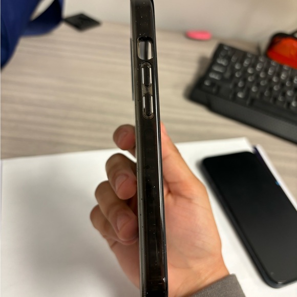 Casetify iPhone 13 phone case - Picture 4 of 4